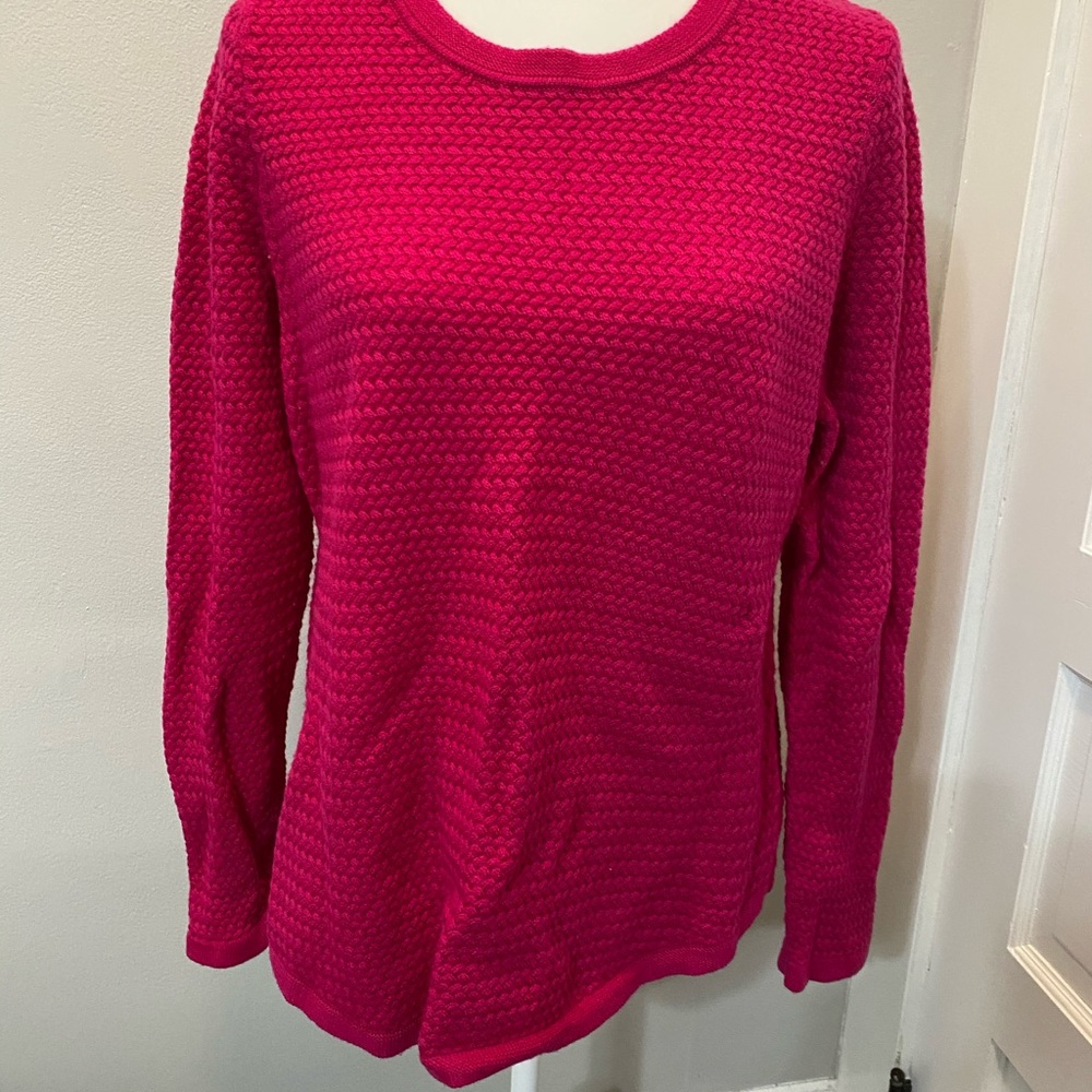 LAST CHANCE!! Pristine Talbots Wool Blend Sweater w/ curved hem Pink sz L